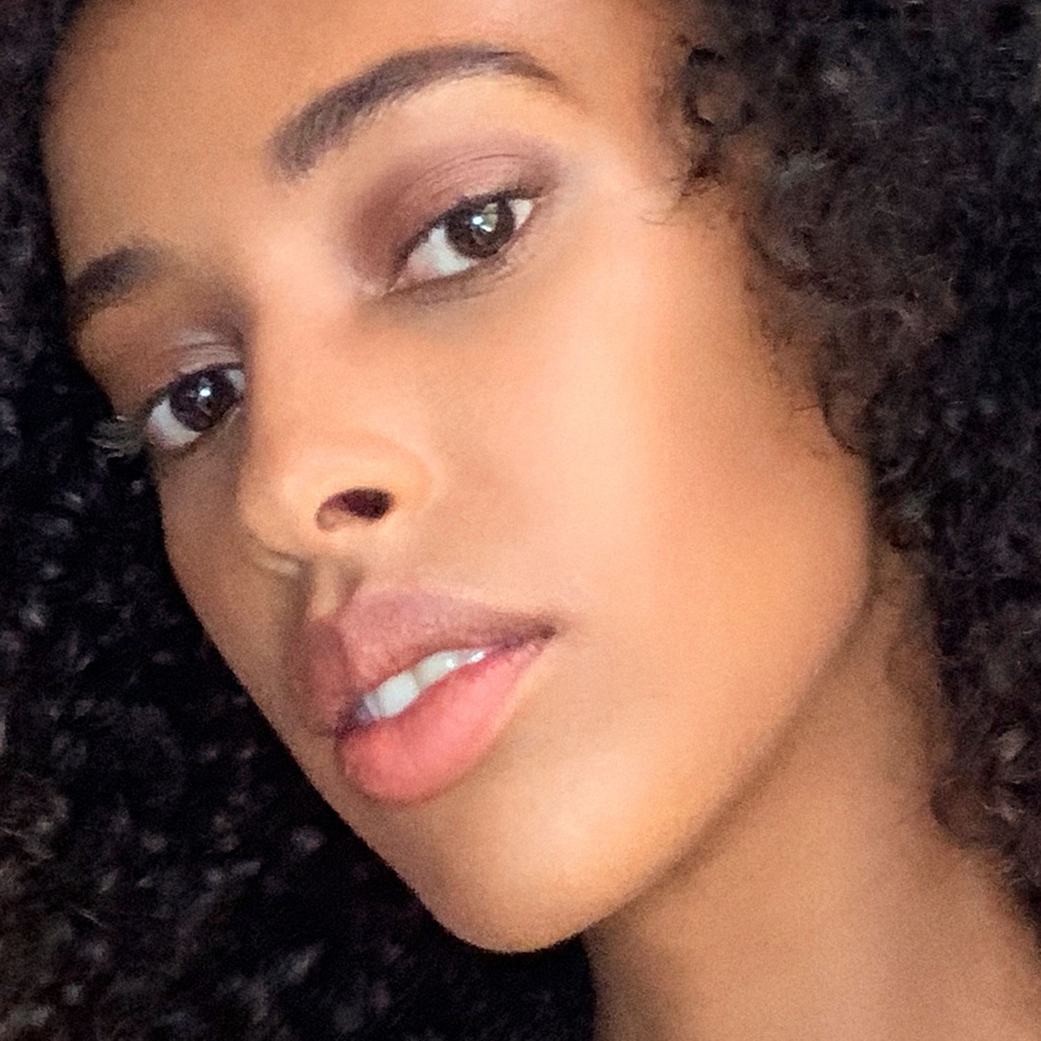 LIQUID TOUCH BRIGHTENING CONCEALER (CORRECTOR)